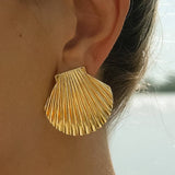 Shell Studs