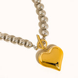 Close-up of the Ayla Necklace 