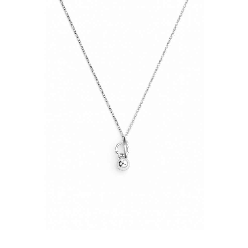 Graceful drop necklace crafted from durable 925 silver-plated material, featuring a secure link chain measuring 40 cm with a 5 cm extender for adjustable fit. Hypoallergenic and nickel-free—perfect for adding timeless charm and contemporary elegance to any outfit.